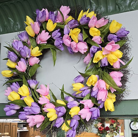 Wreath 22: Totally Tulip Wreath