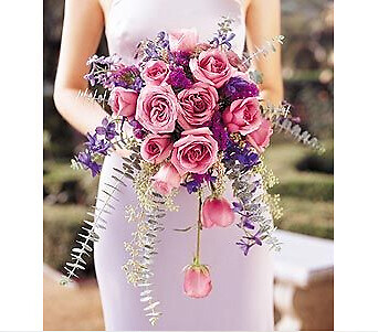 Teleflora&#039;s Cascading Lavender Roses Bouquet