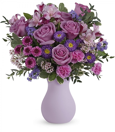 Teleflora\'s Prettiest Purple Bouquet`